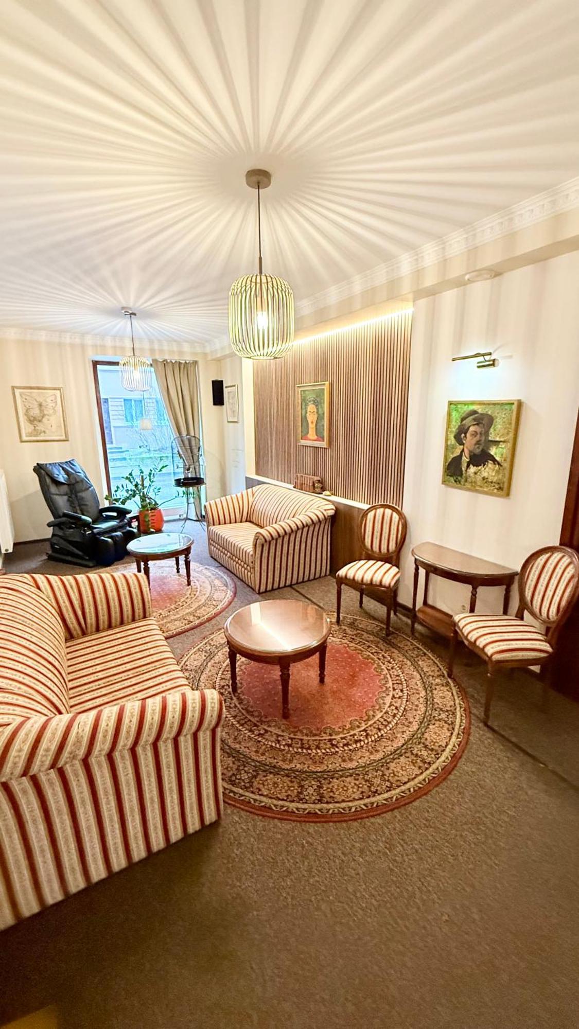 Art Bohema, Hotel